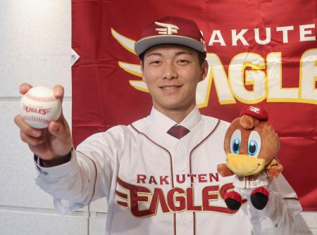 藤原「初勝利、１６０キロ」　楽天１位、花園大初のプロ