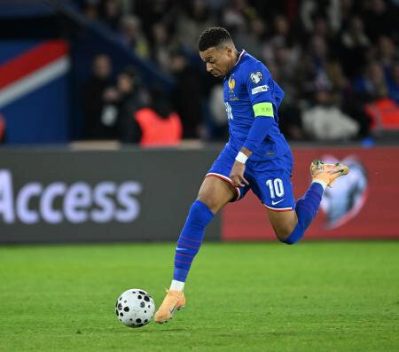 フランス、８大会連続突破　サッカーＷ杯欧州予選