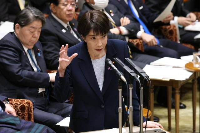 高市首相、最低賃金1500円目標を明言せず　「丸投げは無責任」