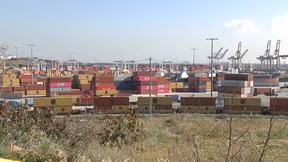 トランプ政権がアルゼンチンなど4カ国の一部関税撤廃に合意　物価高対策と関税政策の見直し迫られる