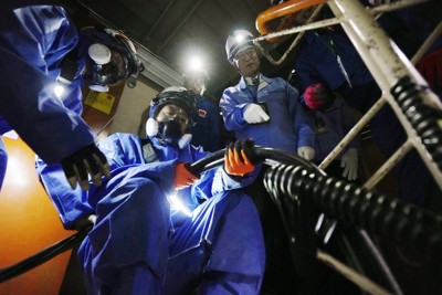 新潟知事、柏崎刈羽原発の再稼働を月内にも判断か　7年ぶり視察