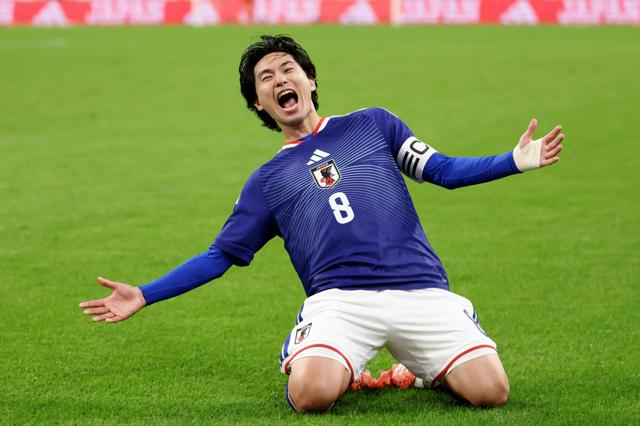 南野、堂安ゴールで森保Jがガーナに快勝　「組織守備をこじ開けた」