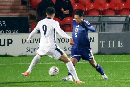 サッカーＵ―２２日本は引き分け　Ｕ―２０イングランドと親善試合