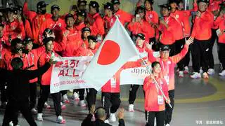 日本初開催の東京デフリンピック開会式、日本選手団は笑顔で入場し手話で選手宣誓 ！ 一青窈が国歌斉唱