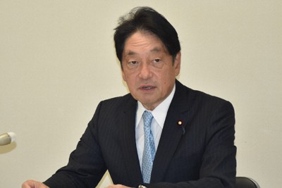自民・小野寺氏「増税ありきではなく…」　税調インナーの刷新を強調