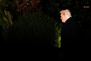 エプスタイン疑惑の資料公開追認　トランプ氏、消極姿勢を一転