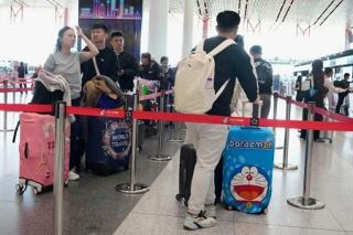 親日の中国人「自粛」困惑　治安悪化理由に疑問も