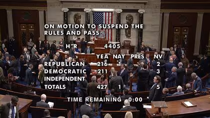 トランプ大統領の関与も焦点　エプスタイン関連文書の公開法案をアメリカ下院が可決