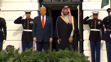 トランプ大統領　サウジアラビア記者カショギ氏殺害「皇太子は関与せず」　情報機関の結論と逆の主張