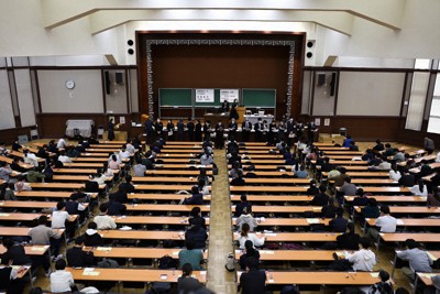 ＜1分で解説＞入学金二重払い　負担軽減対策は3％の4校　都内私大