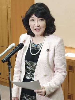 政府、日銀の緊密連携確認　日銀総裁、財務相らが会談