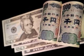 円下落、一時157円18銭　10カ月ぶり円安ドル高水準