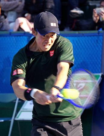錦織圭、復帰戦８強も復活遠く　横浜の男子テニス下部大会