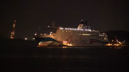 “ながらスマホ”で267人乗り大型旅客船が座礁…乗組員「操舵機動かなかった」ウソも「携帯でニュースを…」容疑認める　韓国