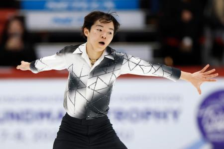 鍵山優真ＳＰ３位、山本草太７位　フィギュアＧＰ最終戦が開幕
