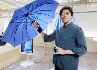 マーナの手ぬらさず生地まで畳める傘が人気　シュパット　アンブレラ【経済トレンド】