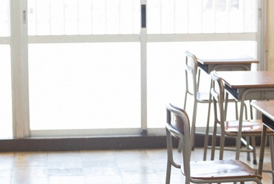 「大丈夫」の裏側考えて　政府、いじめ重大化防止の留意事項集を公表