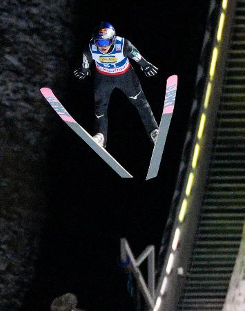 Ｗ杯ジャンプ、小林陵侑は５位　男子個人第１戦