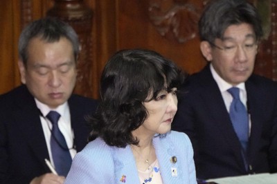 ガソリン暫定税率廃止法案が衆議院を通過　11月内にも成立へ