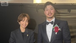 阪神・佐藤輝明「守備でも成長できた」　セ・リーグMVPの心境は？　NPBアワーズ2025