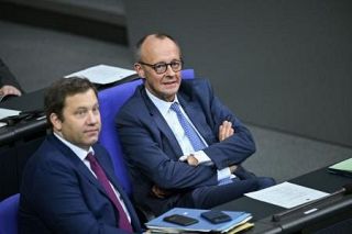 ドイツ、対ロシア防衛費大幅増　下院、９５兆円予算案可決