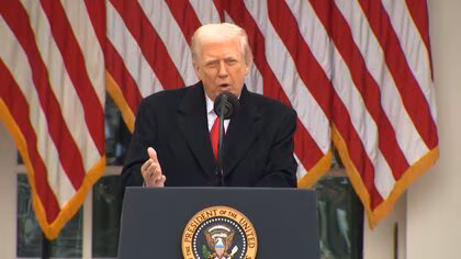 トランプ大統領「第三世界からの移民受け入れを恒久的に停止」　市民権・移民局は難民申請の審査を停止