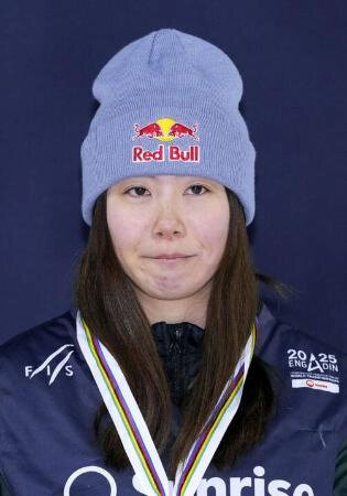 スノボ深田Ｖ、女子表彰台独占　Ｗ杯開幕戦、男子は木俣３位