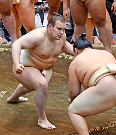 安青錦、新大関で本格始動　長崎で冬巡業始まる