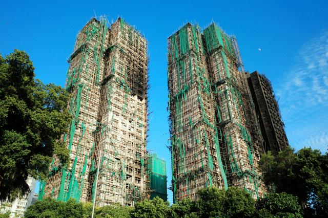 香港火災めぐり扇動容疑、警察が男性拘束　責任追及求める署名主催か