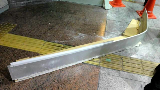 名古屋駅の天井パネル落下、鉄骨との固定を確認せず工事し不安定に