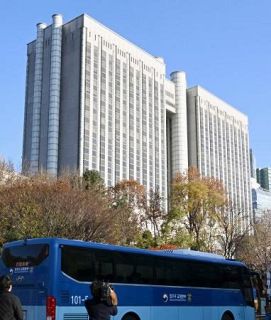 旧統一教会総裁、初公判で否認　政治資金法違反などの罪、韓国