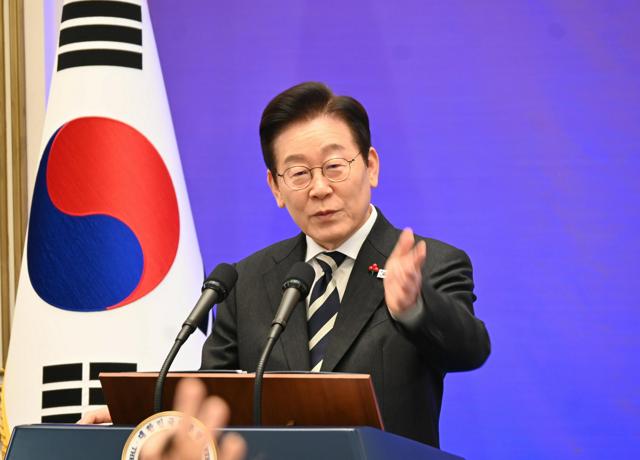 「一方の肩持てば対立激化の要因に」　日中対立で韓国の李大統領