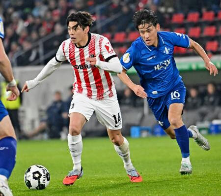 鈴木唯人は後半途中交代　サッカーのドイツ杯