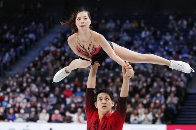 【更新中】りくりゅうSP首位発進　フィギュアGPファイナル初日