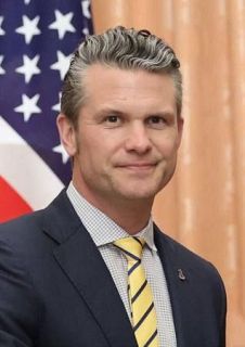 米報告書「兵士に危害も」と指摘　国防長官の民間アプリ使用