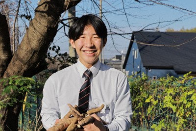 キャッサバ栽培に挑戦した高校生　地域農業活性化への思いつづる