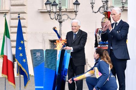 聖火リレー、イタリアで６日開始　ミラノ・コルティナ冬季五輪