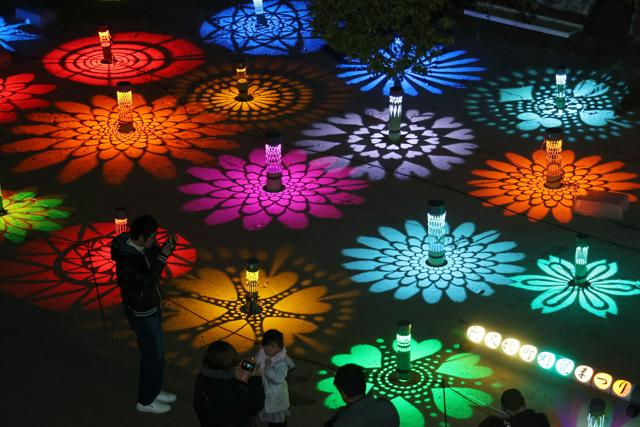 ホタル鑑賞会の脇役がクリスマスの主役に　知多半島で灯籠まつり