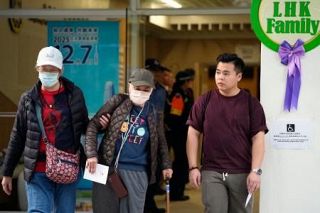 香港、親中派独占の議席確定へ　投票率は３１・９％