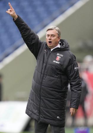 Ｊ１浦和、スコルジャ監督が続投　今季７位、ポーランド出身