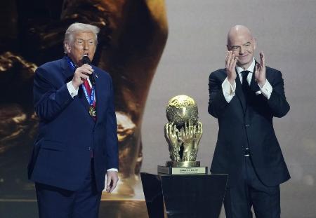 ＦＩＦＡ平和賞に苦情申し立て　英人権団体、トランプ氏授与に