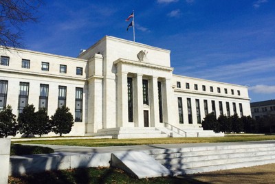 FRB、政策金利を0.25％引き下げ　3会合連続　雇用減速に対応