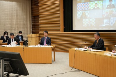 「乱暴、むちゃ」　給食無償化に知事会で批判噴出　折半の3党案に