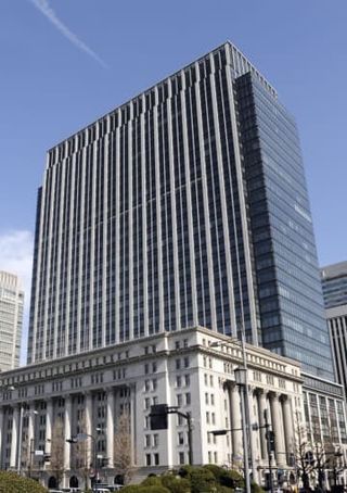 明治安田生命の元職員2億円詐取　顧客に架空の投資を持ちかけ