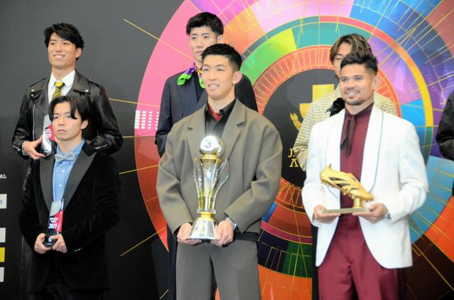 「子どもがGKを」MVPに輝いた早川友基　鹿島を支えた「不動」