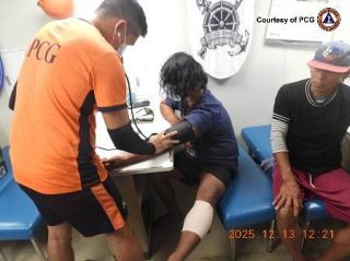 中国放水でフィリピン漁船損壊　２隻、南シナ海サビナ礁