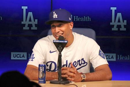 「勝つためにここに来た」　ドジャース入団のディアスが会見