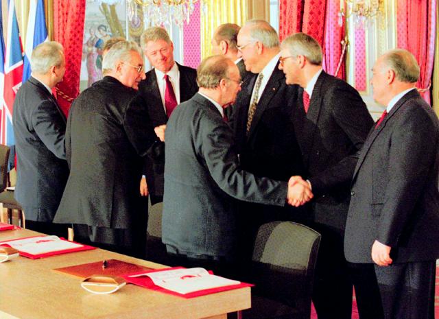 ボスニア紛争、和平調印30年　10万人死亡、民族主義の克服課題