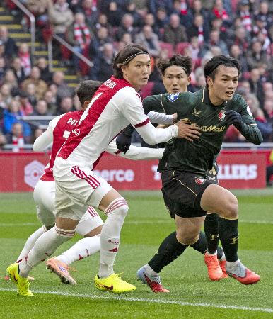 板倉滉、上田綺世らフル出場　サッカーのオランダ１部