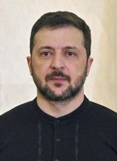 ゼレンスキー氏信頼度は６１％　汚職疑惑後、回復傾向に